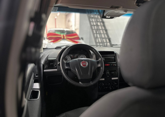 Fiat Idea ATTRACTIVE 1.4 Fire Flex 8V 5p 2012 Flex