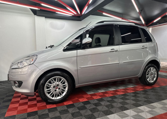 Fiat Idea ATTRACTIVE 1.4 Fire Flex 8V 5p 2012 Flex