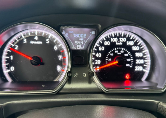 Nissan VERSA SL 1.6 16V FlexStart 4p Mec. 2017 Flex