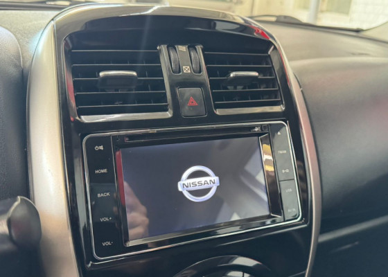 Nissan VERSA SL 1.6 16V FlexStart 4p Mec. 2017 Flex