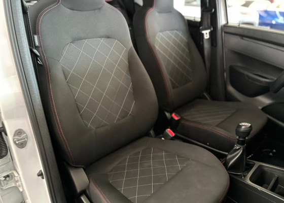 Renault KWID Zen 1.0 Flex 12V 5p Mec. 2023 Flex