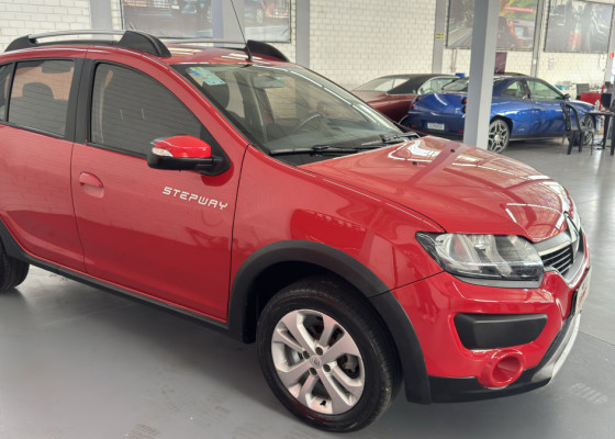 Renault SANDERO STEP. Easy R R.CURL H.P. 1.6 5p 2017 Flex
