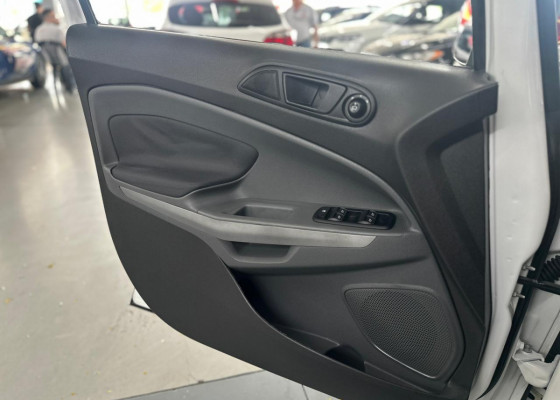 Ford EcoSport SE 1.6 16V Flex 5p Mec. 2014 Flex