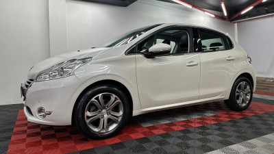 Peugeot 208 Griffe 1.6 Flex 16V 5p Aut. 2016 Flex