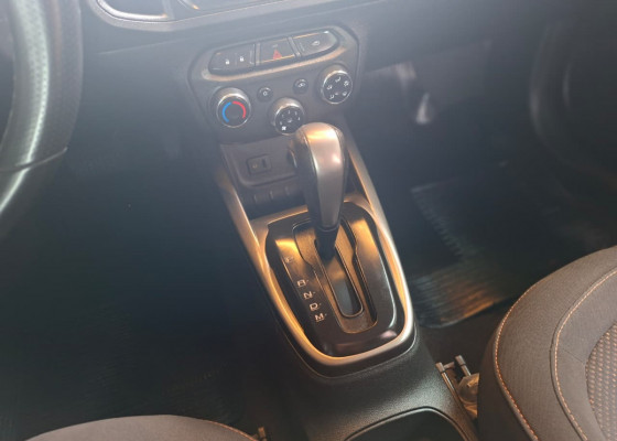 GM - Chevrolet ONIX HATCH LT 1.4 8V FlexPower 5p Aut. 2014 Flex