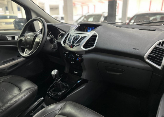 Ford EcoSport FREESTYLE 1.6 16V Flex 5p 2014 Flex