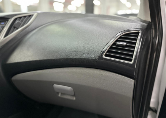 Hyundai HB20S C.Plus/C.Style 1.6 Flex 16V Mec.4p 2015 Flex