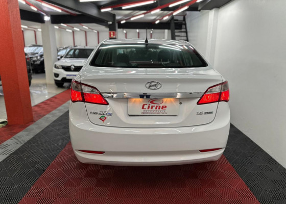 Hyundai HB20S C.Plus/C.Style 1.6 Flex 16V Mec.4p 2015 Flex