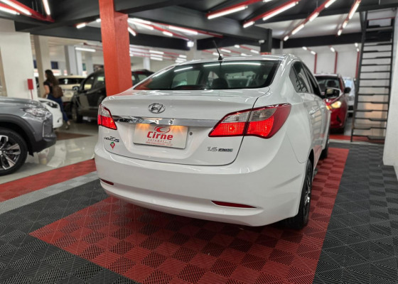 Hyundai HB20S C.Plus/C.Style 1.6 Flex 16V Mec.4p 2015 Flex