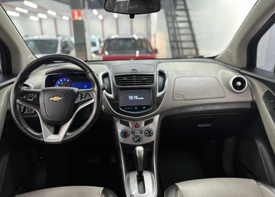 GM - Chevrolet TRACKER LTZ 1.8 16V Flex 4x2 Aut. 2015 Flex