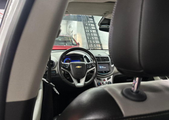 GM - Chevrolet TRACKER LTZ 1.8 16V Flex 4x2 Aut. 2015 Flex