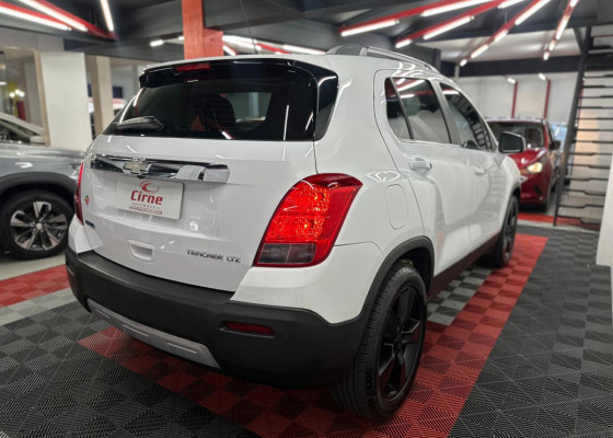 GM - Chevrolet TRACKER LTZ 1.8 16V Flex 4x2 Aut. 2015 Flex
