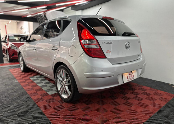 Hyundai i30 2.0 16V 145cv 5p Mec. 2012 Gasolina