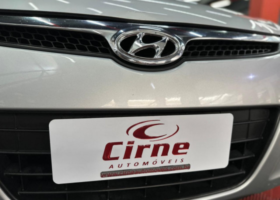 Hyundai i30 2.0 16V 145cv 5p Mec. 2012 Gasolina