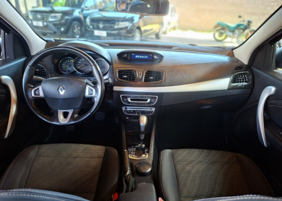 Renault FLUENCE Sed. Dynamique 2.0 16V FLEX Aut. 2013 Flex