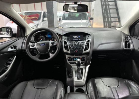 Ford Focus Sedan 2.0 16V/2.0 16V Flex 4p Aut. 2014 Flex Flex