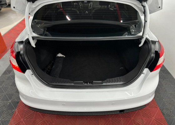 Ford Focus Sedan 2.0 16V/2.0 16V Flex 4p Aut. 2014 Flex Flex