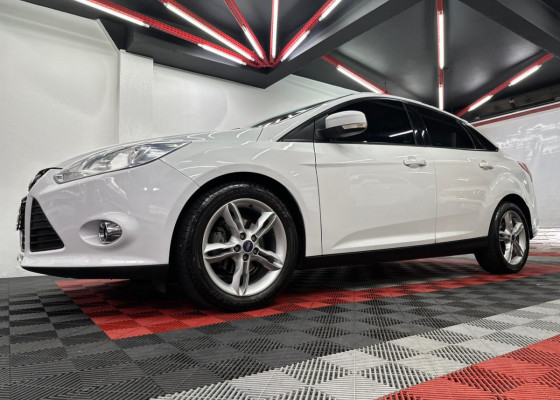 Ford Focus Sedan 2.0 16V/2.0 16V Flex 4p Aut. 2014 Flex Flex