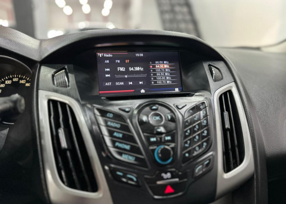 Ford Focus Sedan 2.0 16V/2.0 16V Flex 4p Aut. 2014 Flex Flex