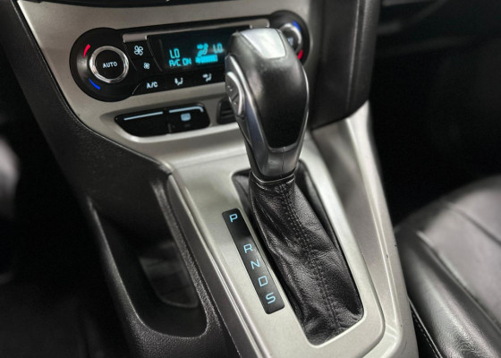 Ford Focus Sedan 2.0 16V/2.0 16V Flex 4p Aut. 2014 Flex Flex