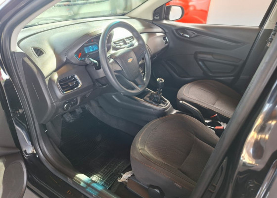 GM - Chevrolet ONIX HATCH LT 1.4 8V FlexPower 5p Mec. 2014 Flex Flex