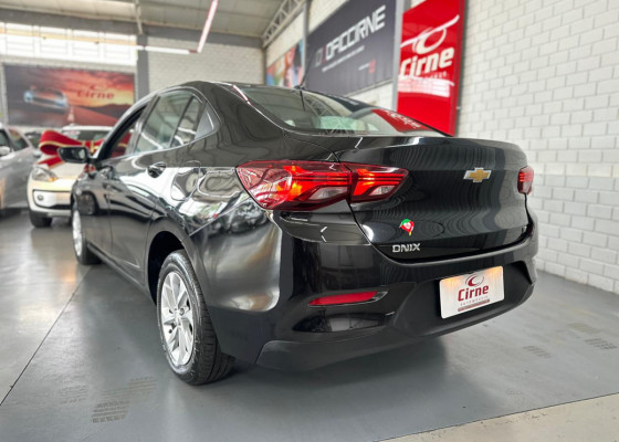 GM - Chevrolet ONIX SEDAN Plus LT 1.0 12V Flex 4p Mec. 2023 Flex