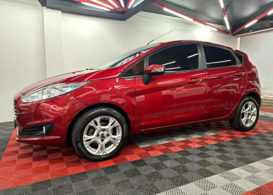 Ford Fiesta 1.5 16V Flex Mec. 5p 2015 Flex
