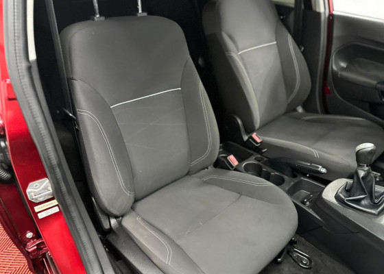 Ford Fiesta 1.5 16V Flex Mec. 5p 2015 Flex