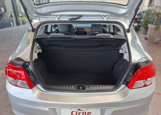 GM - Chevrolet ONIX HATCH LT 1.0 8V FlexPower 5p Mec. 2015 Flex