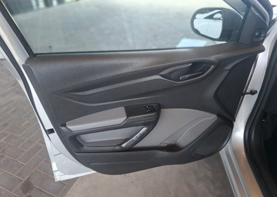 GM - Chevrolet ONIX HATCH LT 1.0 8V FlexPower 5p Mec. 2015 Flex