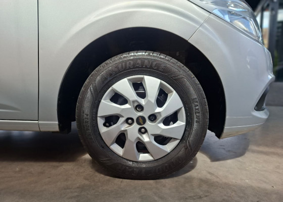GM - Chevrolet ONIX HATCH LT 1.0 8V FlexPower 5p Mec. 2015 Flex