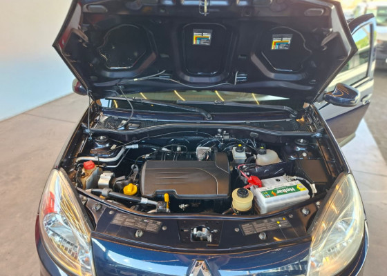 Renault SANDERO Expression Hi-Flex 1.0 16V 5p 2012 Flex