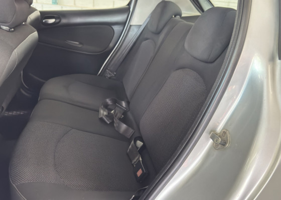 Peugeot 207 XS 1.6 Flex 16V 5p Aut. 2011 Flex