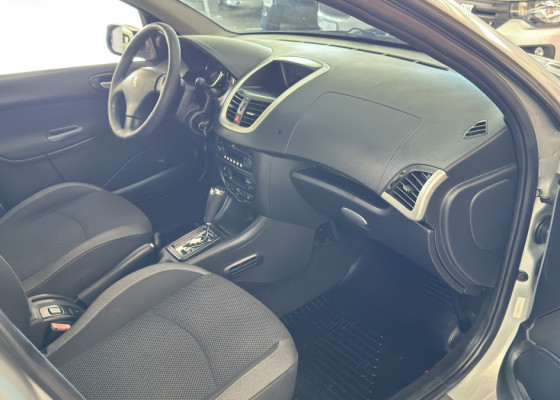 Peugeot 207 XS 1.6 Flex 16V 5p Aut. 2011 Flex