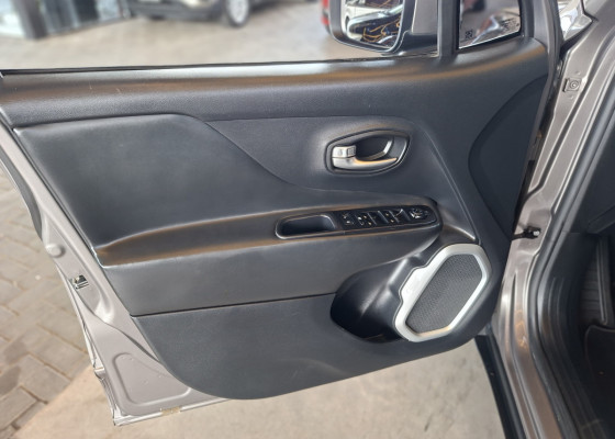 Jeep Renegade Longitude 1.8 4x2 Flex 16V Aut. 2019 Flex