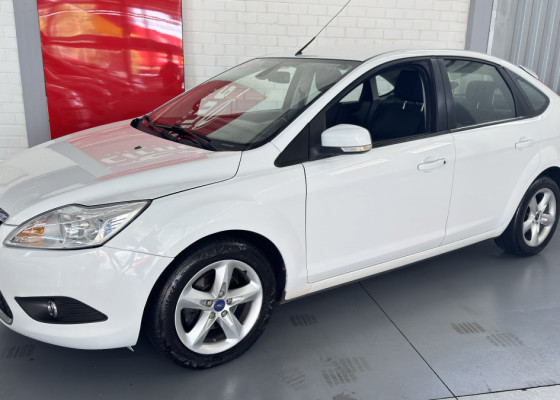 Ford Focus 2.0 16V/SE/SE Plus Flex 5p Aut. 2013 Flex