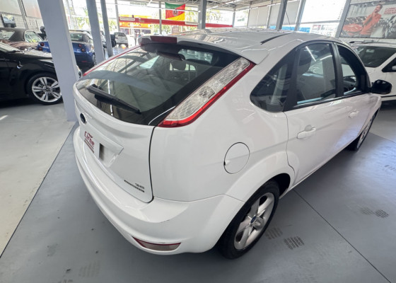 Ford Focus 2.0 16V/SE/SE Plus Flex 5p Aut. 2013 Flex