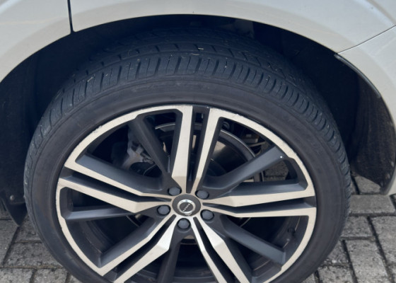 Volvo XC 60 T-8 R-DESIGN 2.0 (Híbrido) 2019 Gasolina