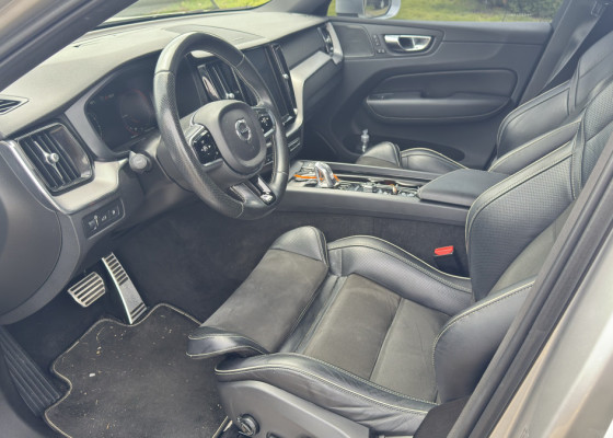 Volvo XC 60 T-8 R-DESIGN 2.0 (Híbrido) 2019 Gasolina