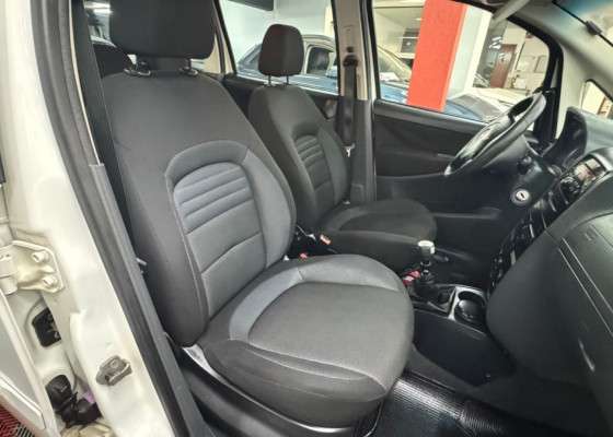 Fiat Idea ATTRACTIVE 1.4 Fire Flex 8V 5p 2012 Flex