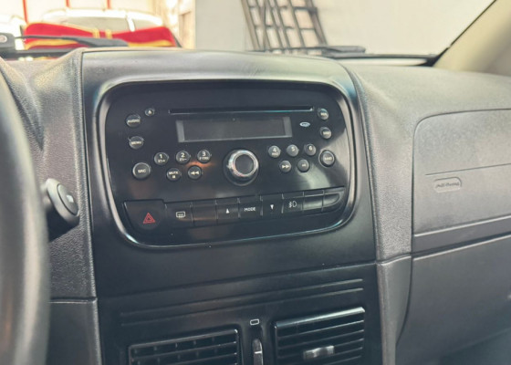 Fiat Idea ATTRACTIVE 1.4 Fire Flex 8V 5p 2012 Flex