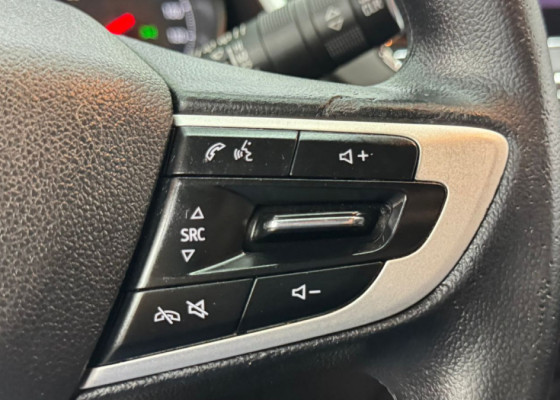 GM - Chevrolet ONIX HATCH LT 1.0 12V Flex 5p Mec. 2021 Flex