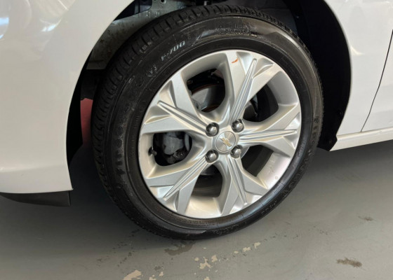 GM - Chevrolet ONIX SEDAN Plus LTZ 1.0 12V TB Flex Mec. 2023 Flex