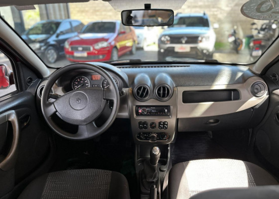 Renault SANDERO Expression Hi-Flex 1.0 16V 5p 2010 Flex