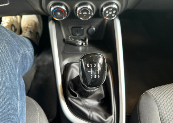 GM - Chevrolet ONIX SEDAN Plus LTZ 1.0 12V TB Flex Mec. 2023 Flex