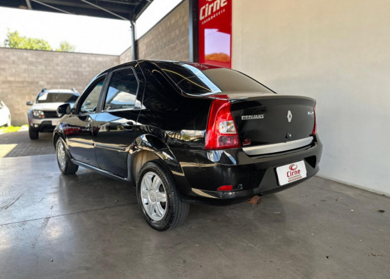 Renault LOGAN Privilège Hi-Flex 1.6 16V 4p 2010 Flex