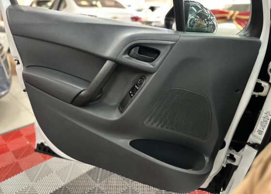 Citroën C3 Origine Pure Tech 1.2 Flex 12V Mec 2018 Flex