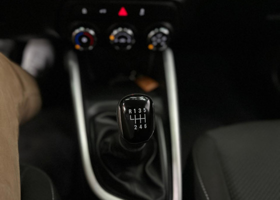 GM - Chevrolet ONIX HATCH LTZ 1.0 12V TB Flex 5p Mec. 2023 Flex