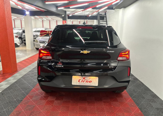 GM - Chevrolet ONIX HATCH LTZ 1.0 12V TB Flex 5p Mec. 2023 Flex