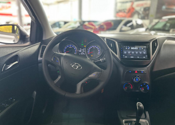 Hyundai HB20S C.Style/C.Plus1.6 Flex 16V Aut. 4p 2015 Flex